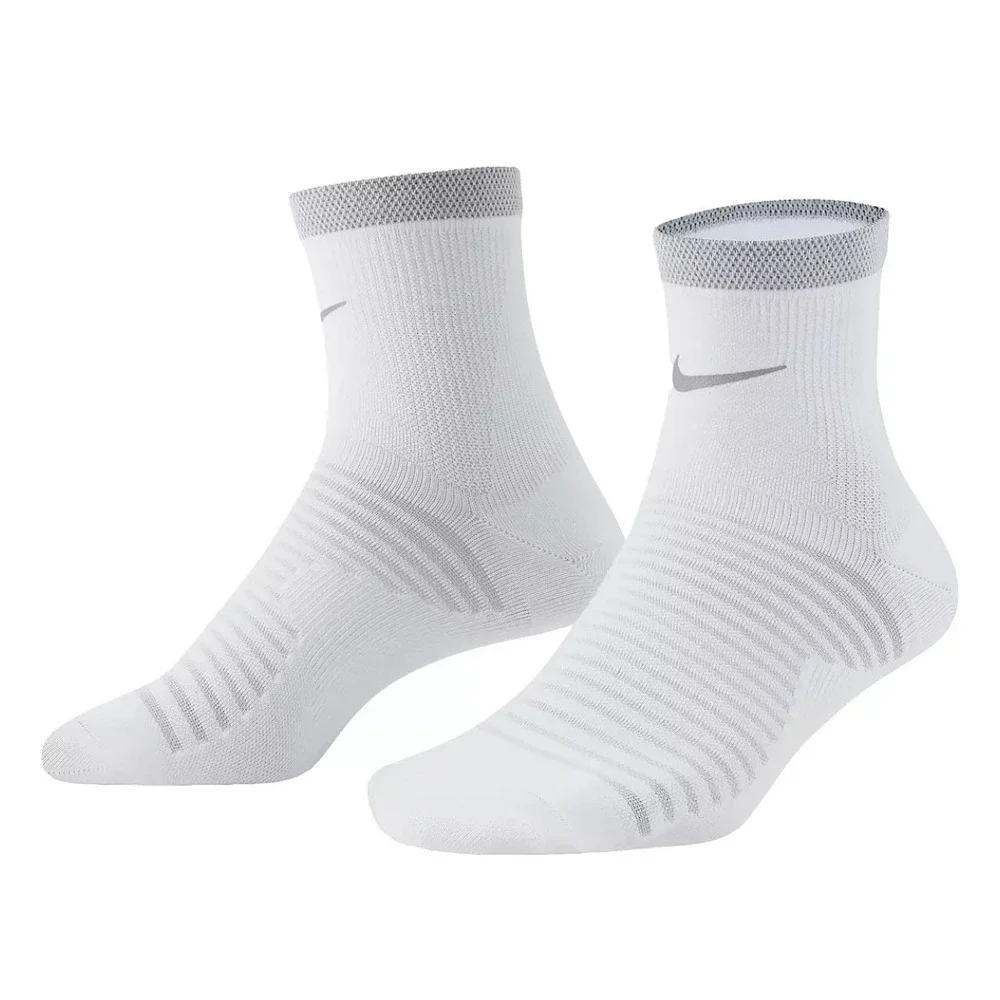 2 Nike Spark Ankle Running Socks White Gray Cushioned Dri-FIT W 9.5-11 Men 8-9.5